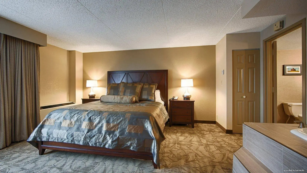 Bismarck Hotel and Conference Center