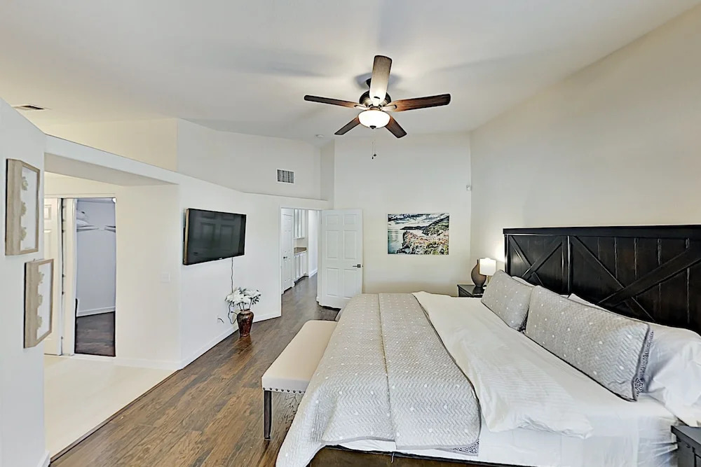 New Listing! Luxe Getaway W/ Heated Pool & Hot Tub 4 Bedroom Home