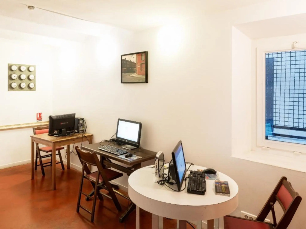 Vertigo Hostel