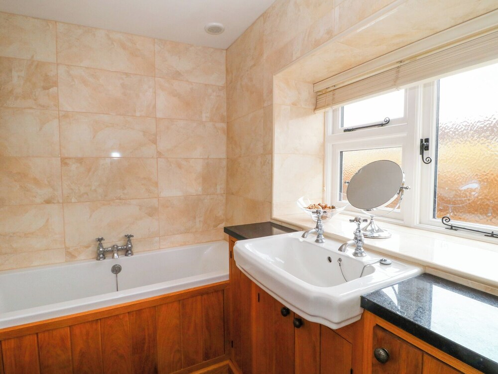Greenham Cottage