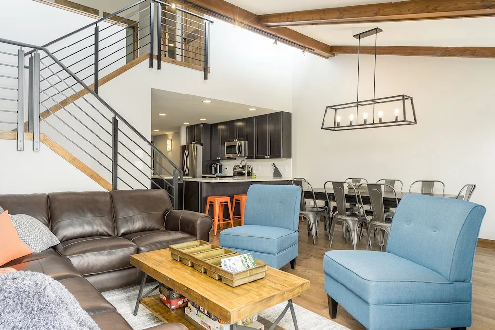 Promontory 6 3 Bedroom Townhouse by RedAwning