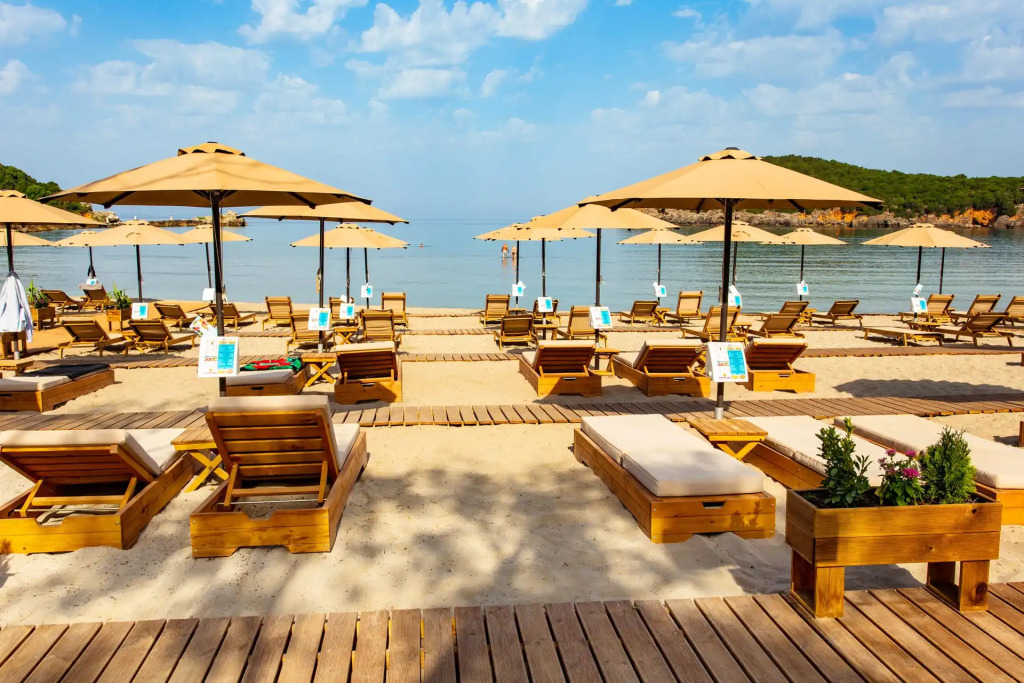 Zeus Paradise Hotel