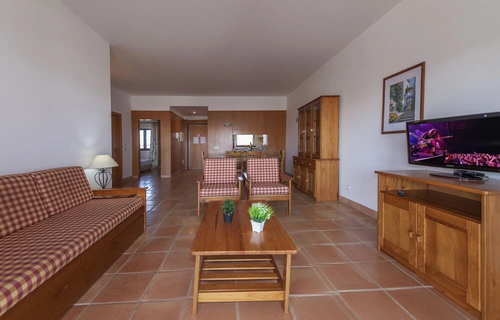 B46 - Marina Park Apartment with Seaview