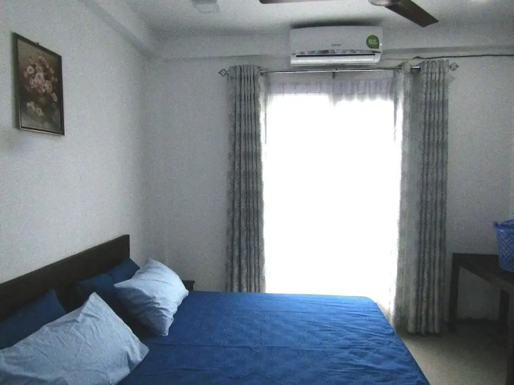 Queens Park Apartments