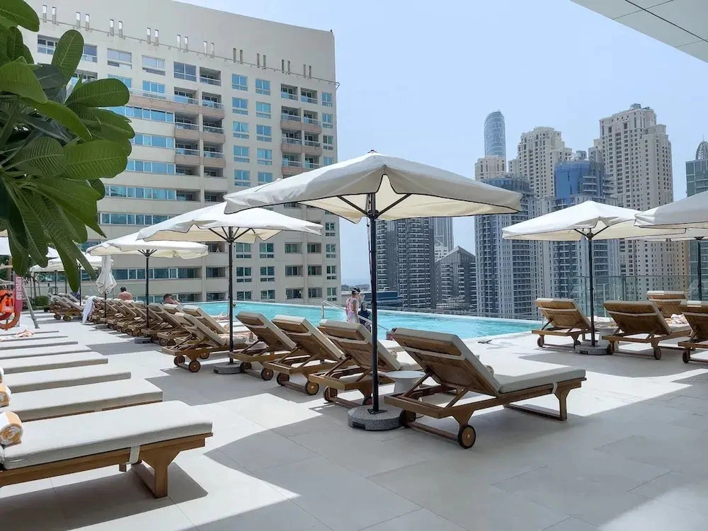 Spacious Cozy 2-bedroom Apartment in Dubai Marina