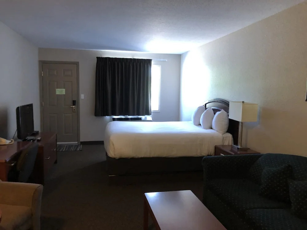 R & R Wainwright Inn