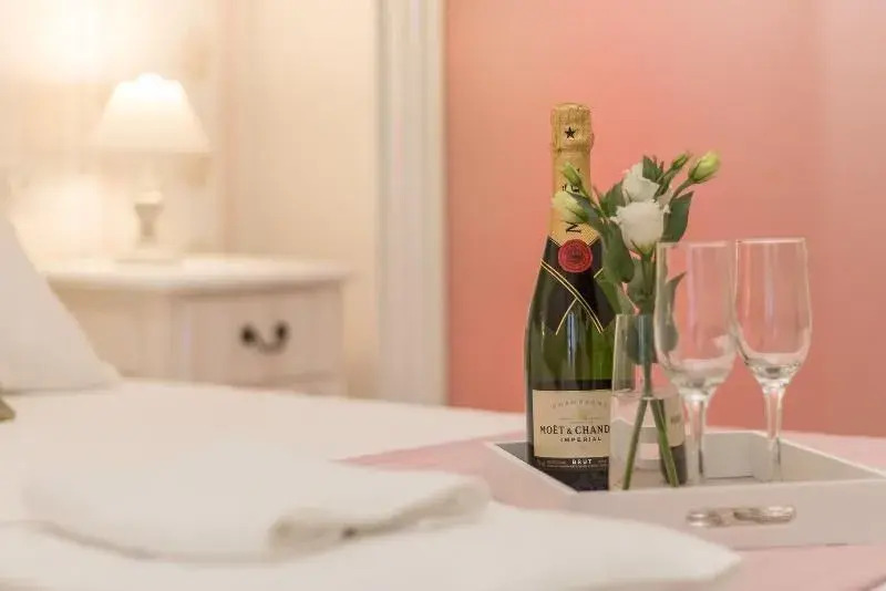 PALAZZO ALESSANDRINI GUEST HOUSE