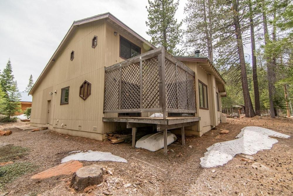 Kelly 3 Bedroom Holiday Home By Tahoe Truckee