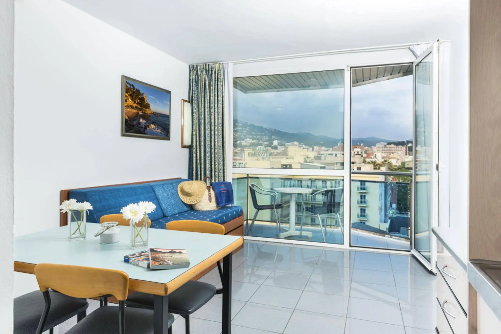 Apartaments Blau by Marsol