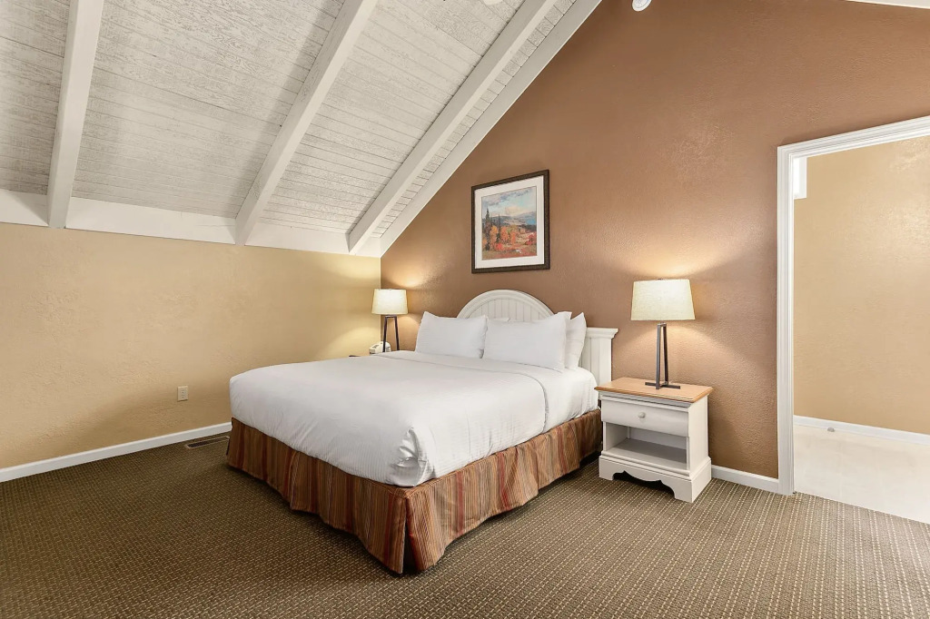 Sunrise Ridge Resort by Coolvacay
