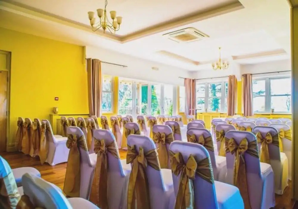 The Cleve Hotel