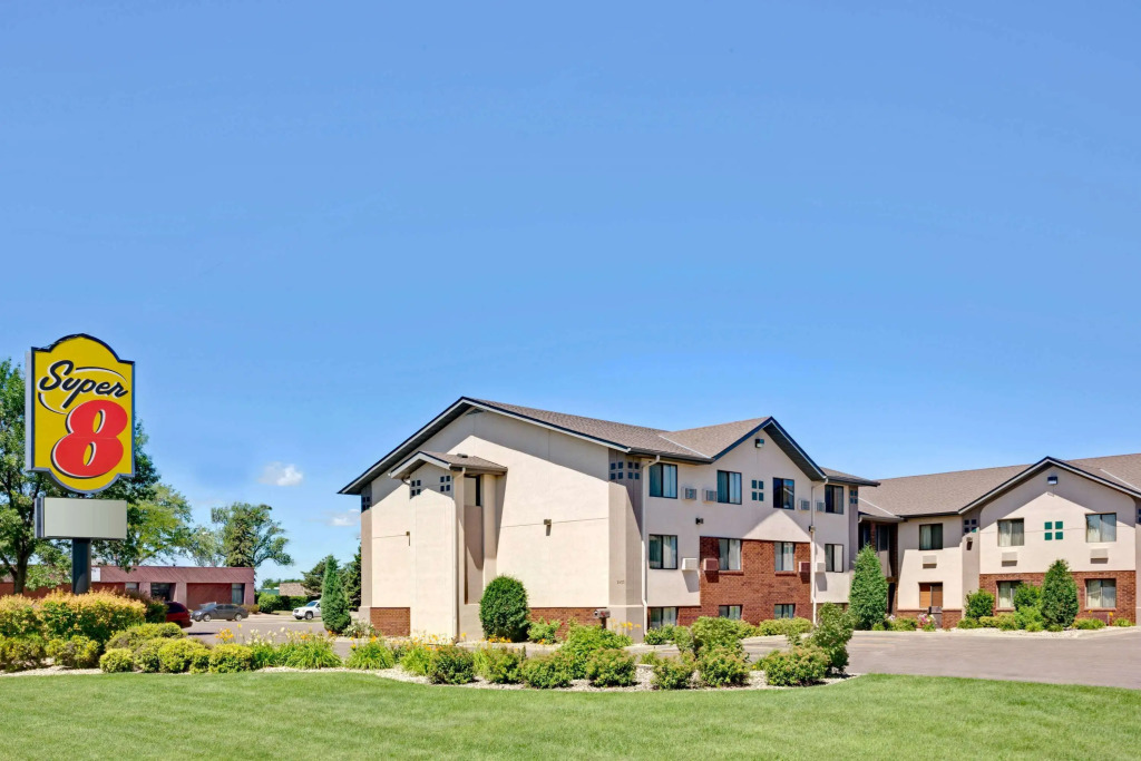 Super 8 by Wyndham Aberdeen East