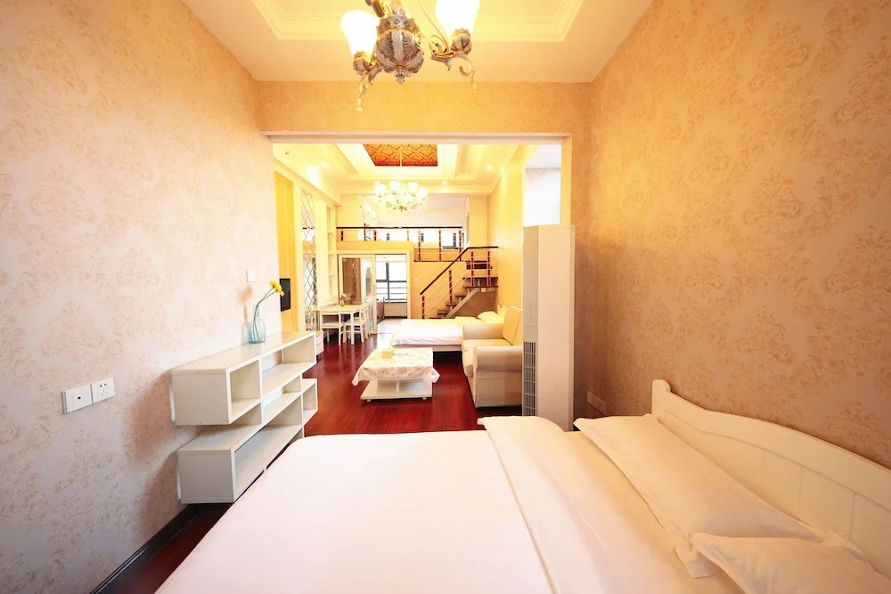 Nanchang Honggutan Xiangxieli Apartment