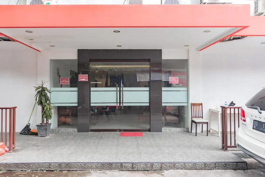 RedDoorz Plus @ Ruko Klandasan Ulu