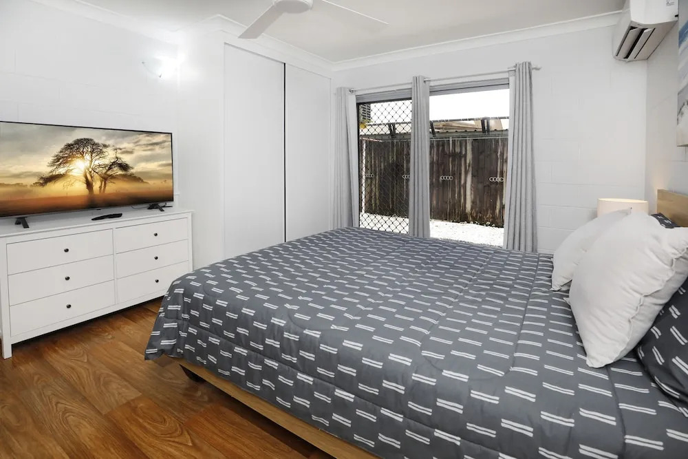 Ground Floor Easy Unit Close to City 4