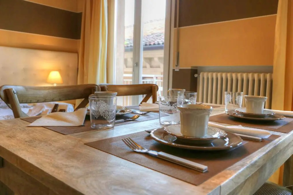 La Casetta di Lina Rooms and Apartments