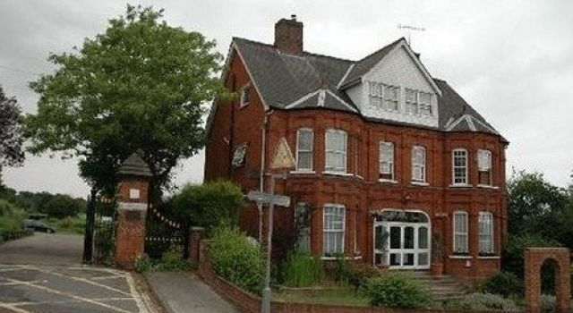 Bridge Guest House