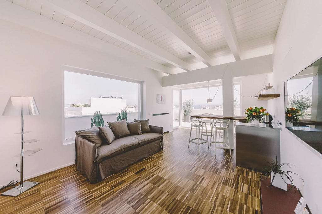 Suite 10 Home Design & Spa