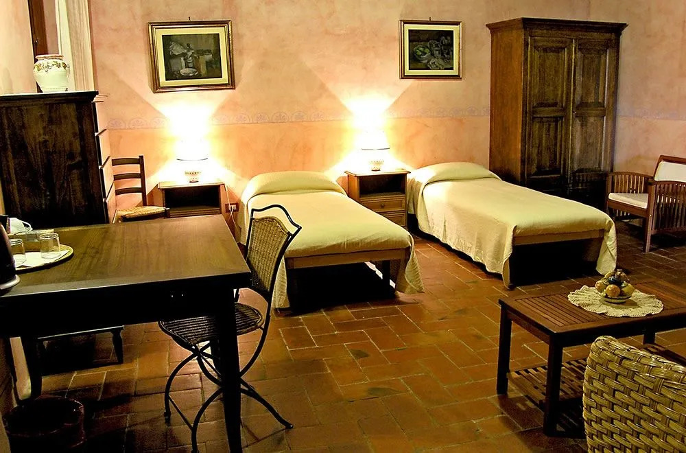 Tassinaia Bed & Breakfast