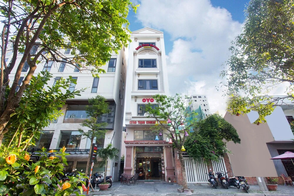 OYO 956 Hung Thinh Koreana Hotel