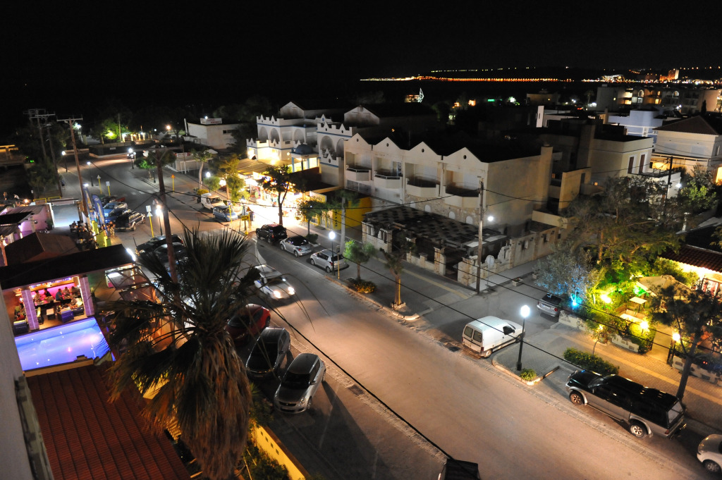 Heleni Beach Hotel