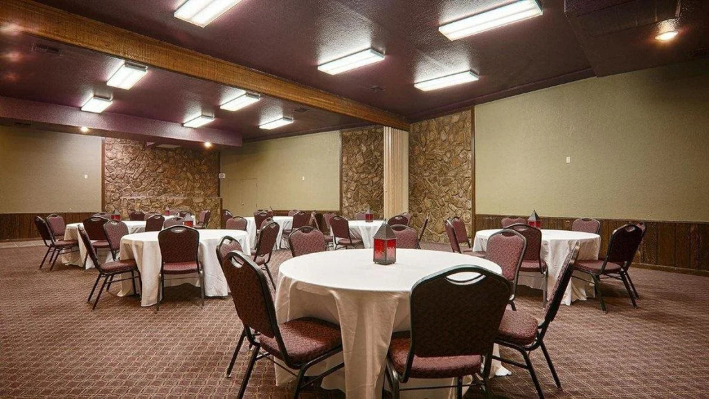 Cattle country lodge