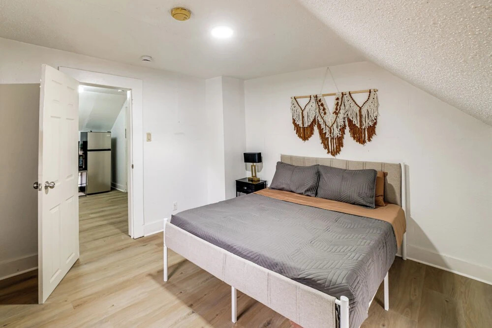 Walkable Apt in Dtwn Michigan City! 2 Mi to Beach