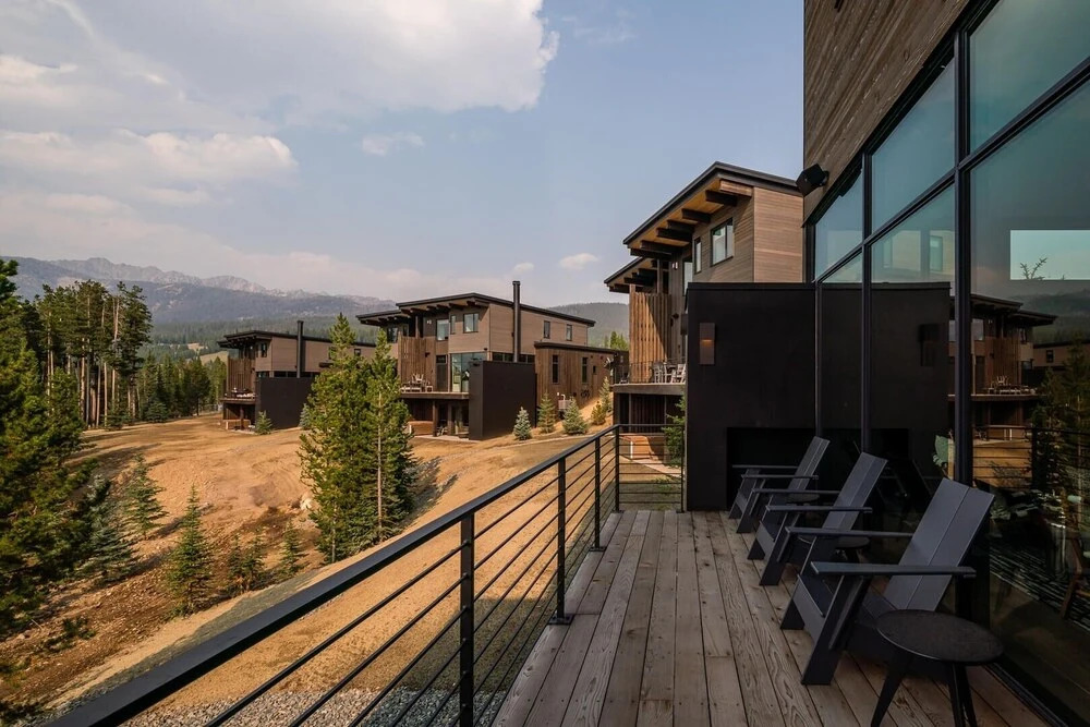 12a Treeline 5 Bedroom Townhouse by Moonlight Basin Lodging