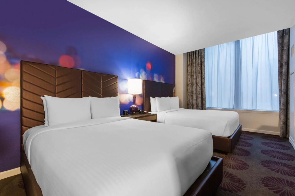 The Chicago Hotel Collection Magnificent Mile Hotel & Suites 