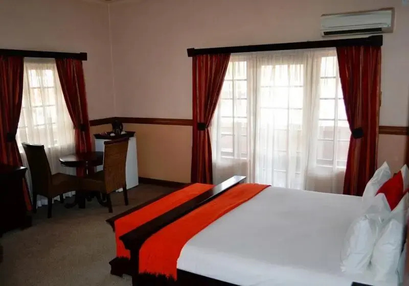 Crown Hotel