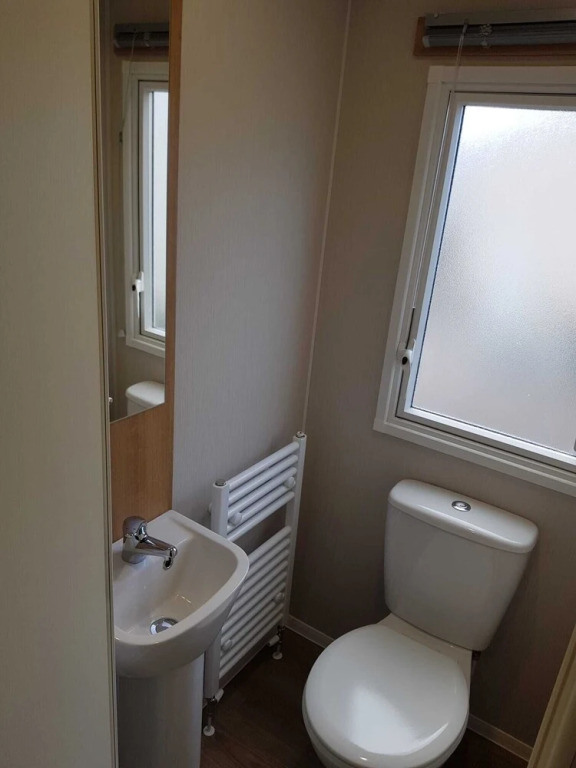 8 Berth Pet Friendly New Caravan in Towyn, Wales