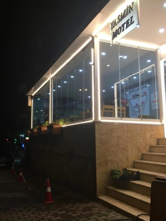 Yasmin Motel
