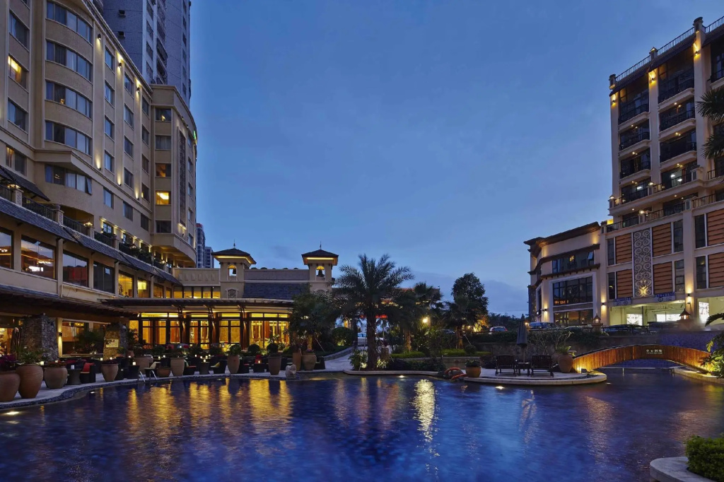 Legend International Hotel