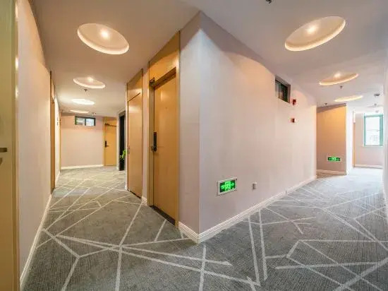 Wei'ai Hotel (Shanghai Bund Nanjing Road)