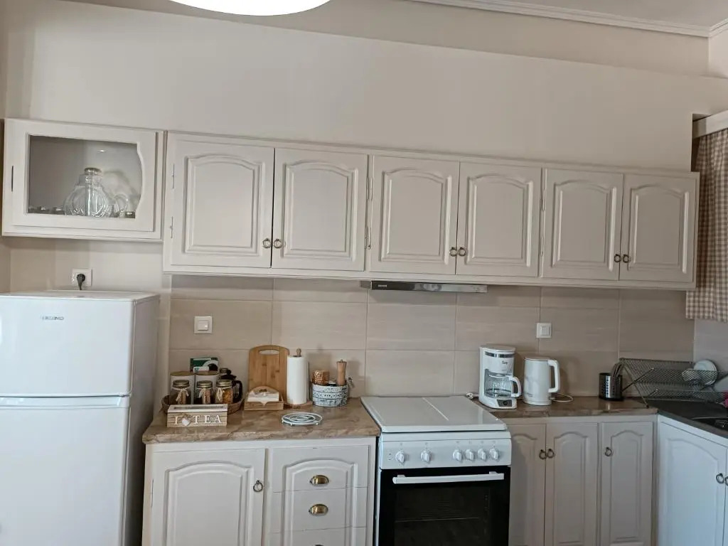 Sunny Luxury Apartment in Delphi, 3 Bedrooms, 2 Bathrooms with beautiful view!
