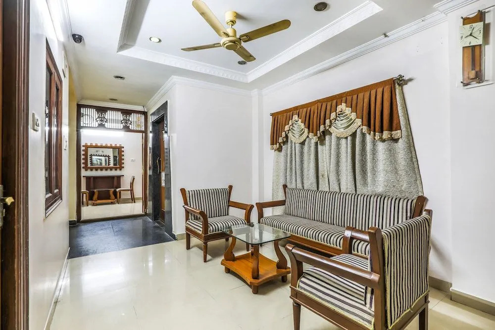 Super Collection O Sharath City Mall Formerly Delight Inn Gachibowli