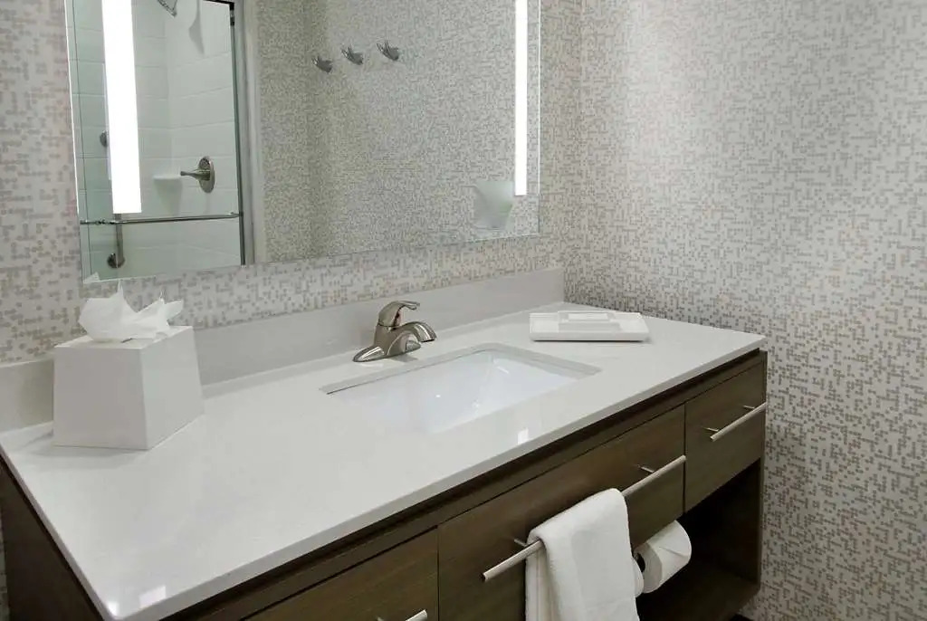 Days Inn By Wyndham Beaumont West  I-10  Walden