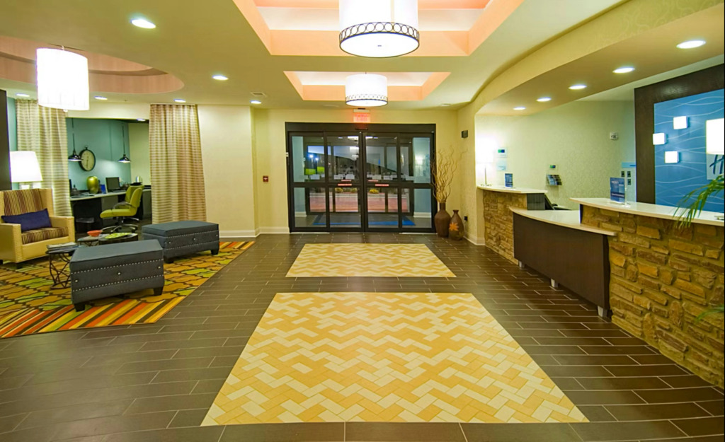 Holiday Inn Express Fulton by IHG