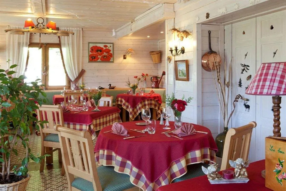 Hôtel Restaurant Le Bois Joli et SPA
