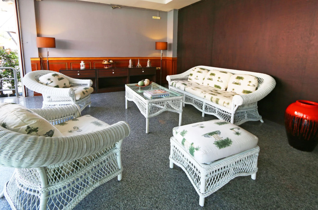 The Beach Cha Am Suite