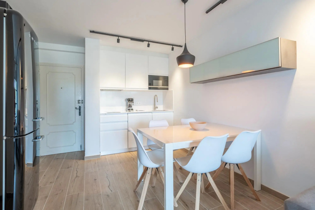 Laia in L'Escala with 2 bedrooms and 1 bathrooms