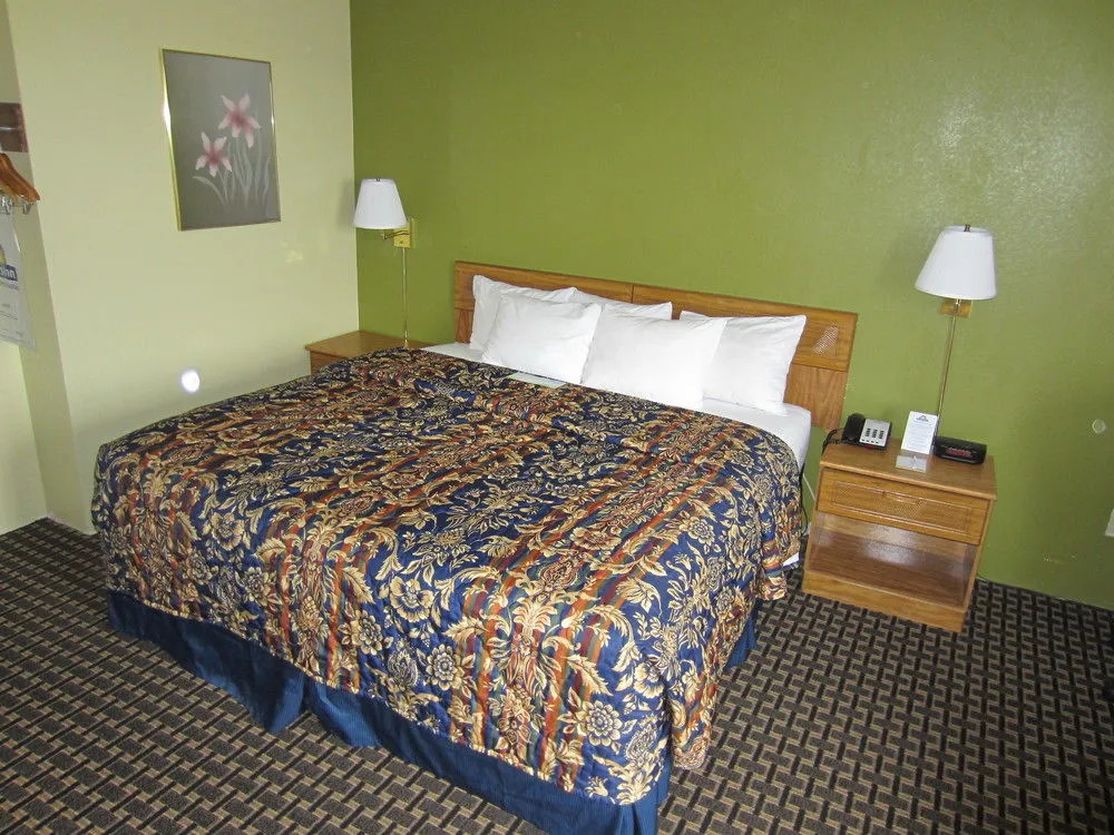 Days Inn Newton