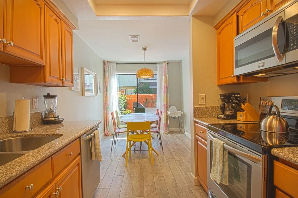 Great Barrier Reef 3 Bedrooms 2 Bathrooms Condo