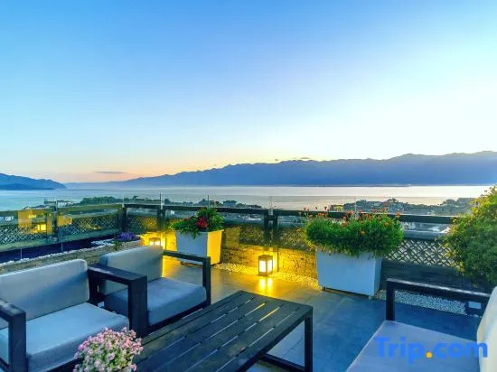 Yanhai Shanju Inn