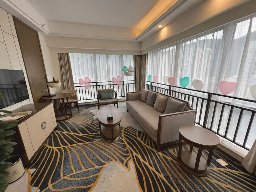 Yuelin Hotel