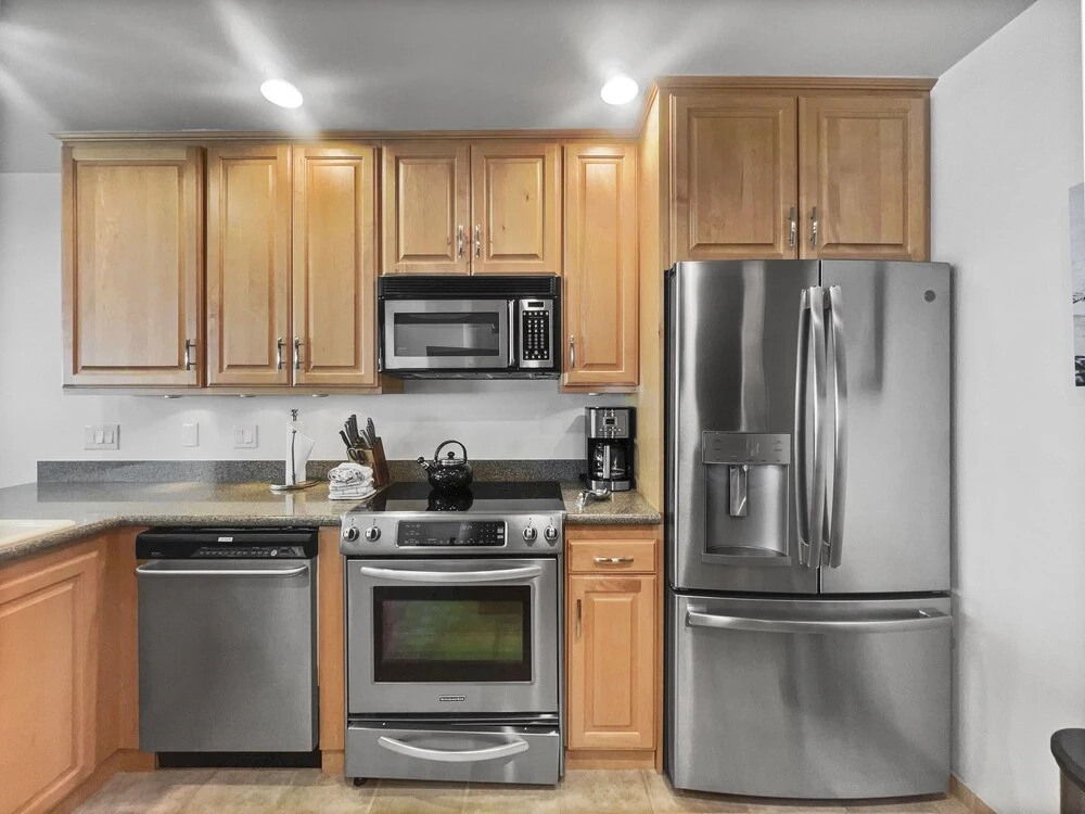 Vp211 Village Point 2 Bedroom Condo by RedAwning