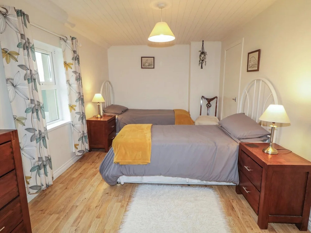 Shaws Hill Farmhouse