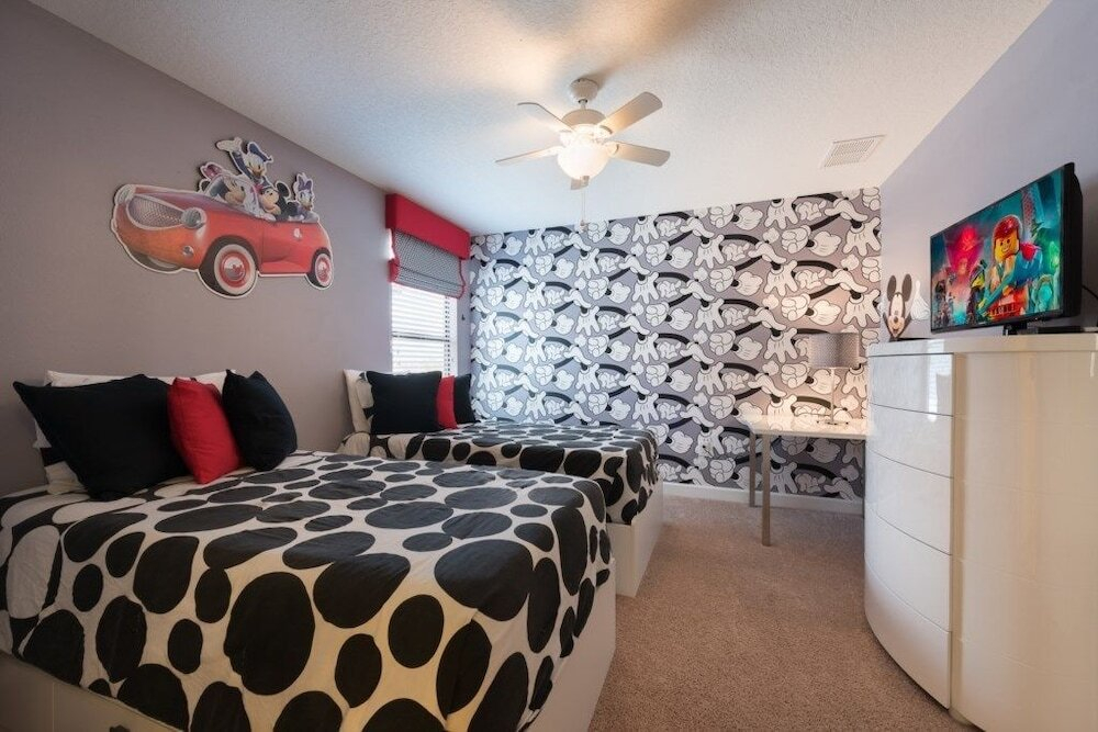 Retreat At Champions Gate - 8 Bedroom Private Pool Home, West Facing, Game Room - Jhh 45952