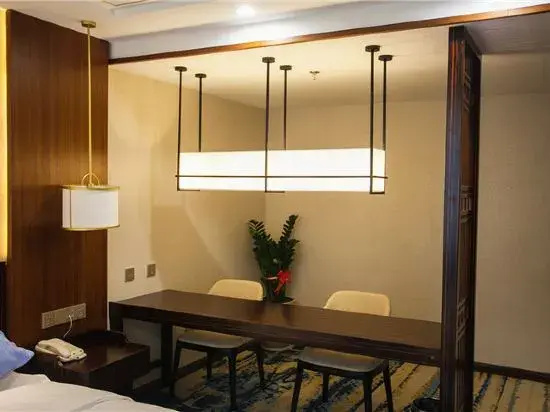 Bihai Jiaolong Business Hotel (Harbin Central Avenue Sophia Church)