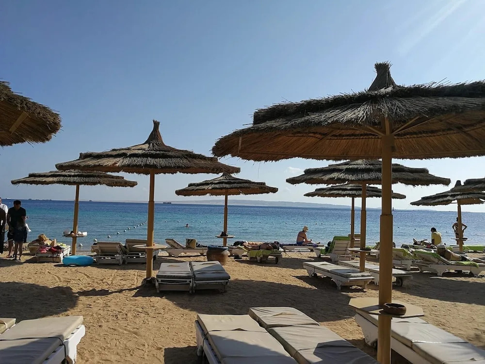 Amigo El-Sokhna Hotel